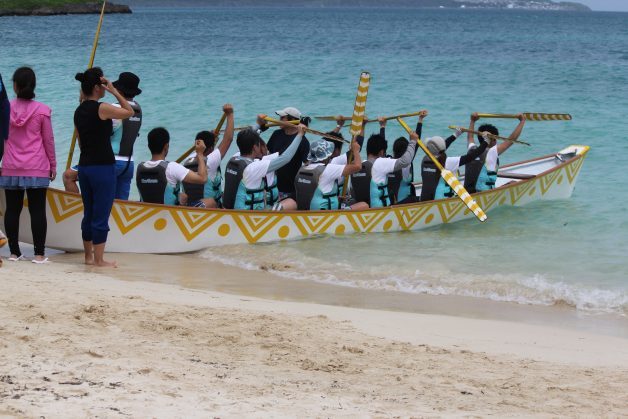 沖縄UDSチームとして、宮古島の伝統的な船のレース、ハーリー大会に出場し、第3位と健闘！