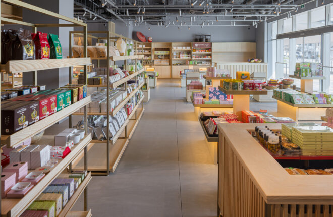 太秦映画村 本陣お土産処・扮装屋 (ショップ) (本陣お土産処) 太秦映画村 本陣お土産処・扮装屋 (ショップ) (本陣お土産処)